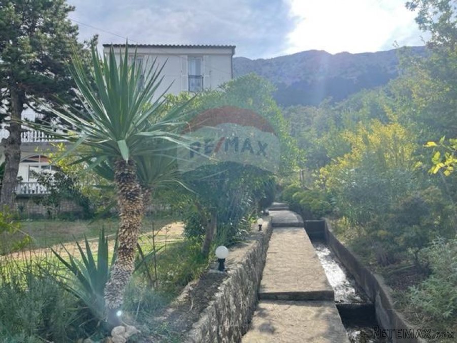 Otok Krk, Baška - Batomalj, dvojna kuća, 300 m2 - 2