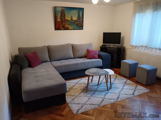 Porodicna kuca sa placem na extra lokaciji - 9