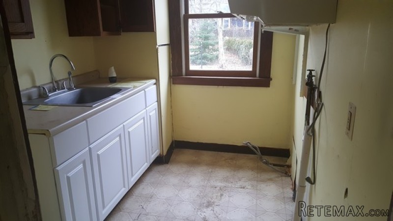 40 Orchard St New London, CT, 06320 New.. - 2