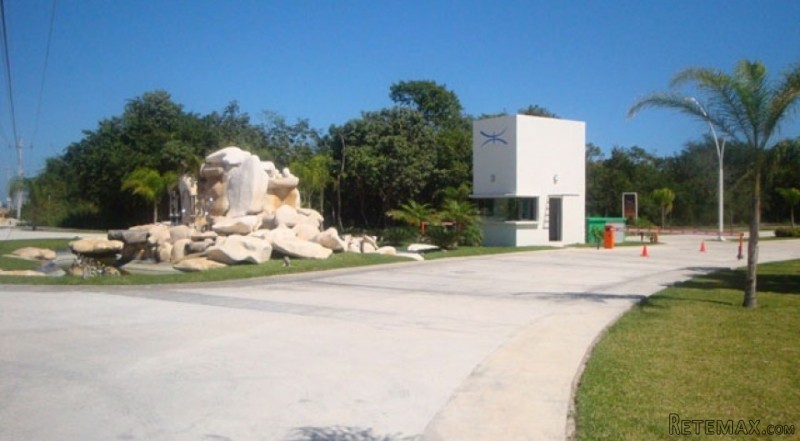 El Cielo Residential guarded gate.. - 2
