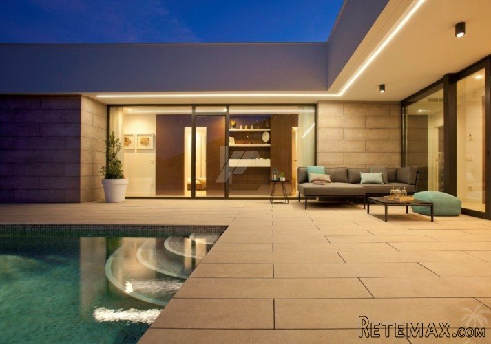 This villa has been built to a unique design and layout.. - 5