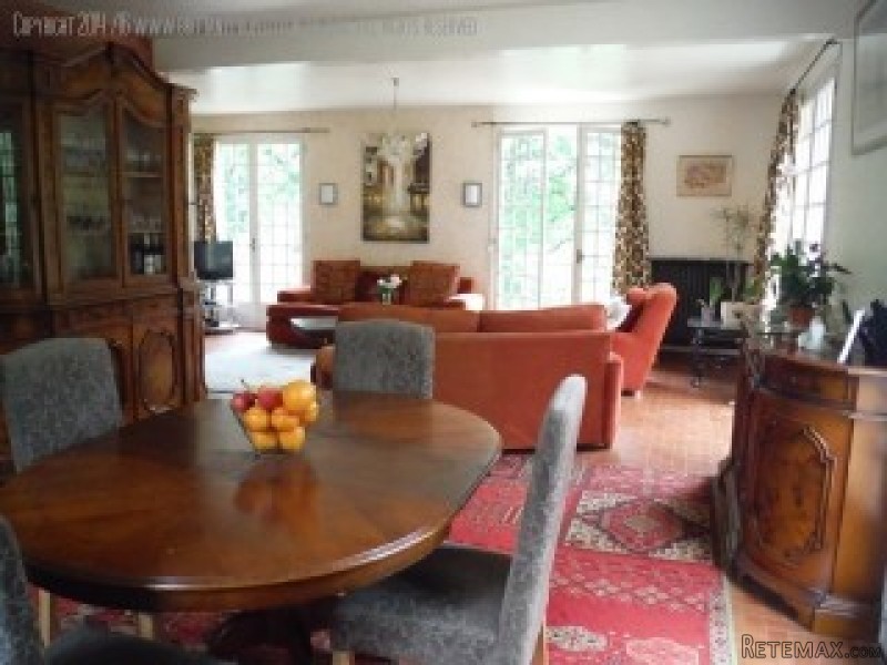 REDUCED by €30k! Huge, 7beds,land - 2