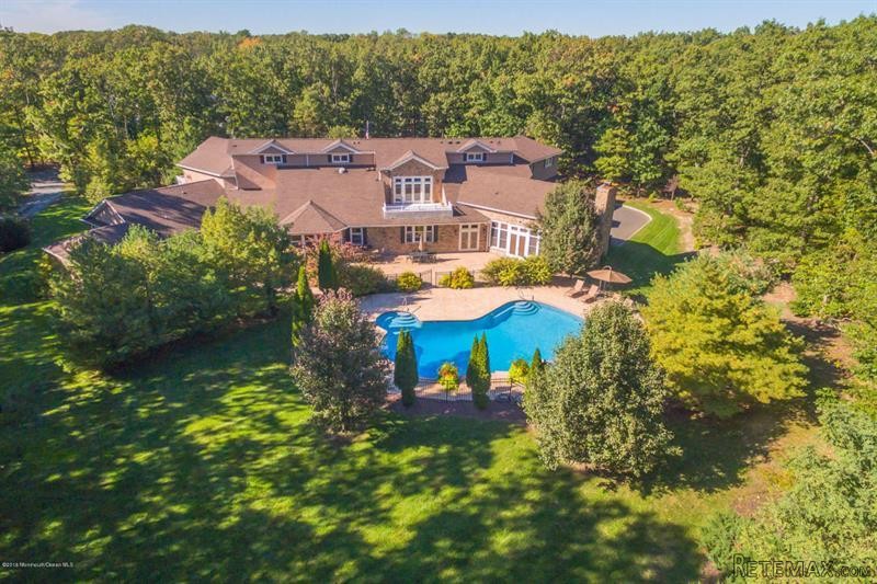 8 bedroom Detached House For Sale: 1800..