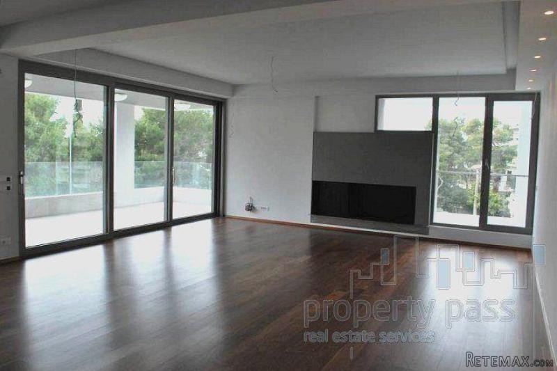 3 bedroom Apartment For Sale: Glyfada..