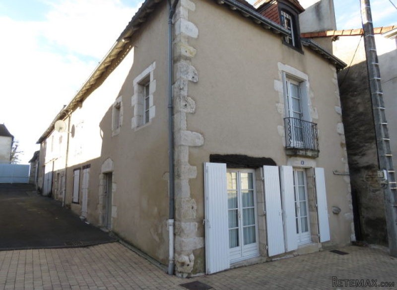 Character townhouse on church square in..