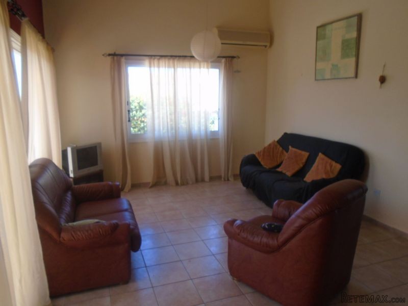 3 Bedroom Villa with Pool in Coral bay.. - 2