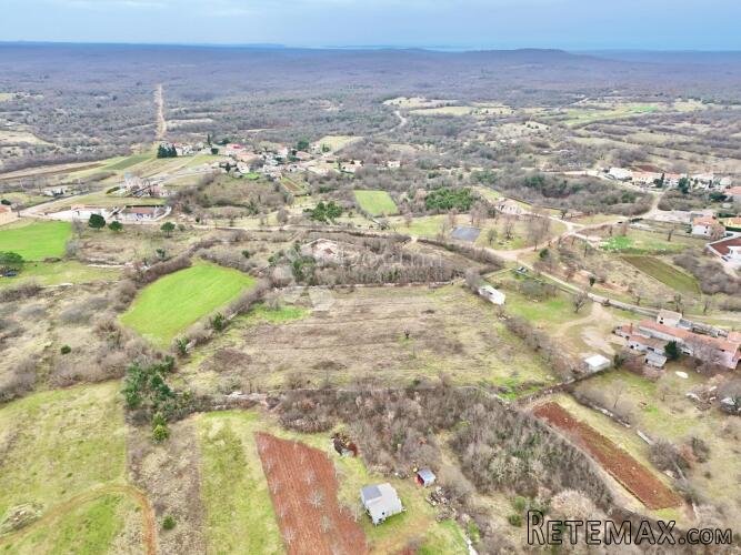 Krmed 1000m2, građevinsko zemljište - 2
