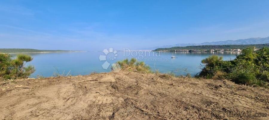 Ljubač | 1. red do mora – građevinsko 900 m2 - 2