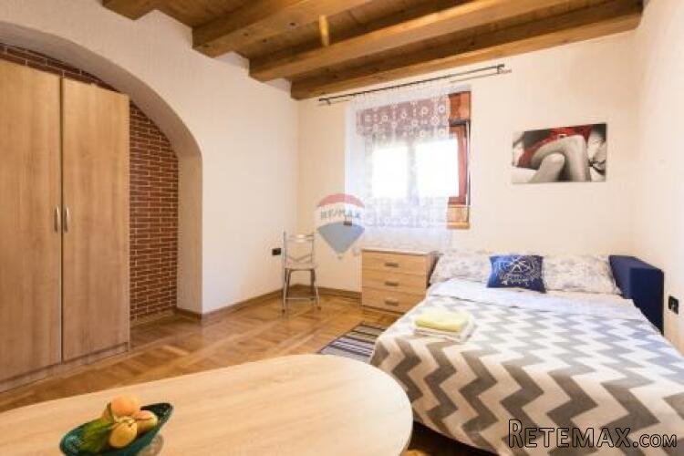 Rijeka, Mlaka - etaža s okućnicom - 2