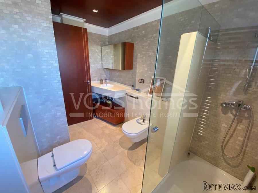 NEW LISTING TO VOSS HOMES - A Luxurious three storey 5 bed.. - 13