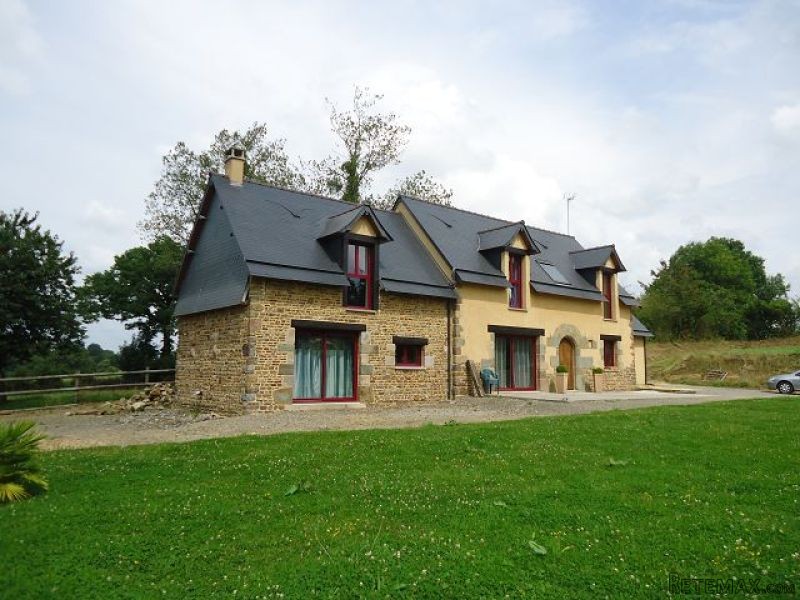 Stunning Country House For Sale