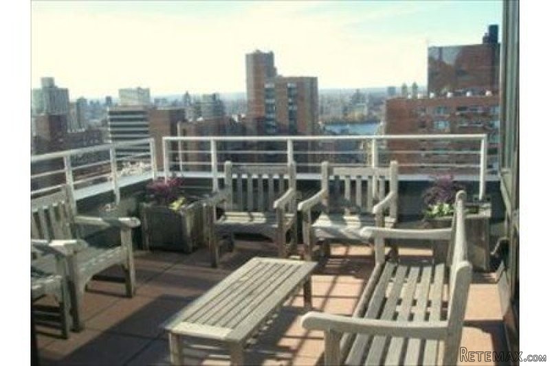 Condo - New York State - For Sale - 2