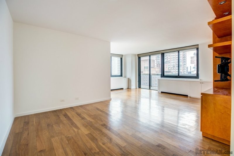 2 Bedrooms - Condo - New York State -..