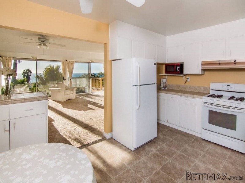 2361 Oxford Ave. - 2
