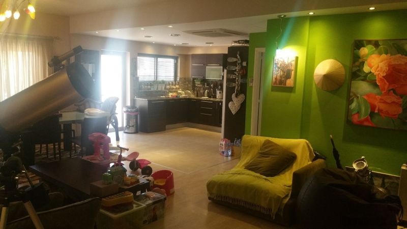 EXCELLENT LOCATION!SPACIOUS ! PAPAS..