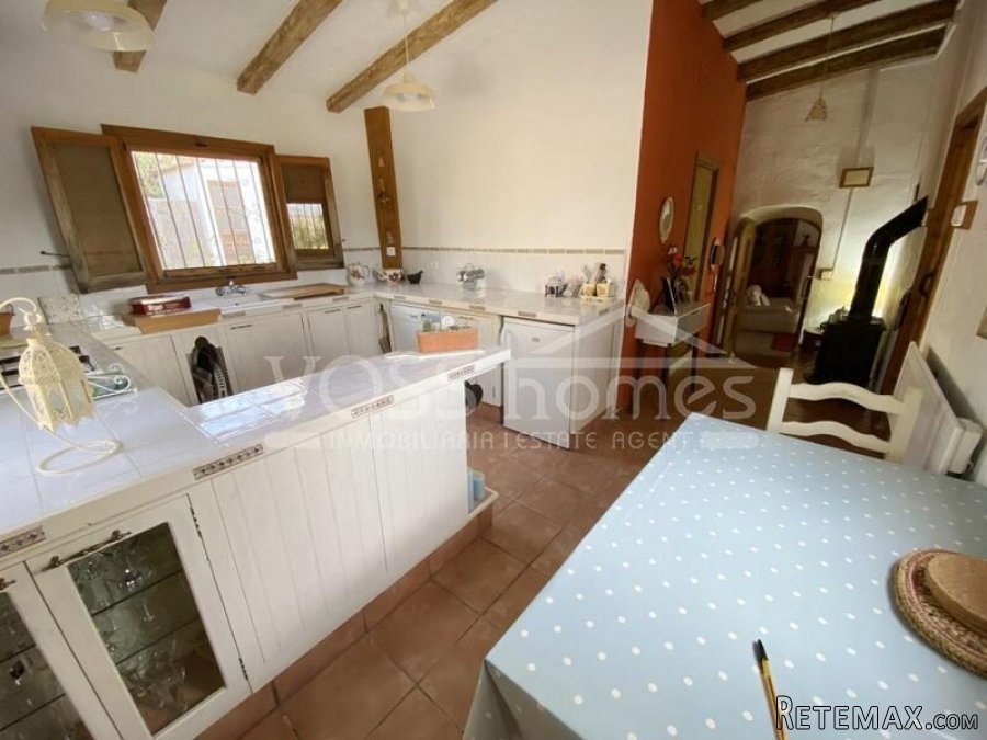 NEW & EXCLUSIVE TO VOSS HOMES - A large, lovingly.. - 20