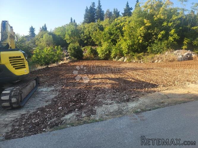 Građevinsko zemljište u miru prirode nadomak mora - Slivno - 2