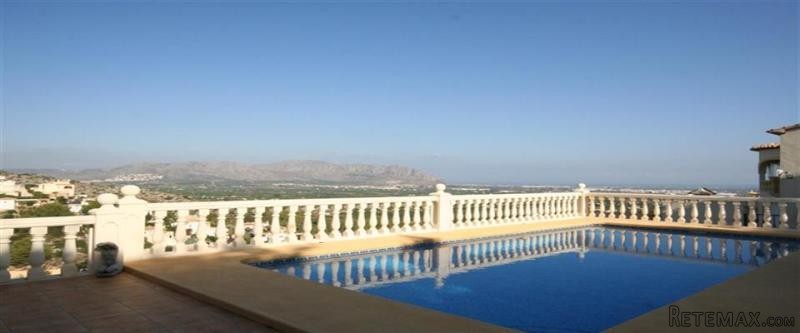 3 Bedrooms - Villa - Alicante - For Sale