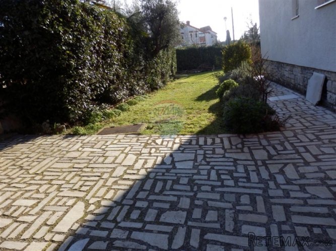 KUĆA U MEDULIN NA SUPER LOKACIJI - 400 M OD PLAŽE - 5