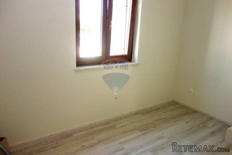 PREKRASAN NOVI APARTMAN S VRTOM U PREMANTURI - 2