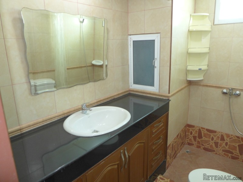 Spacious 1 bedroom condo at quiet yet.. - 2