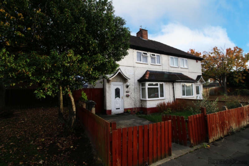 2 bedroom, Semi-detached House house..