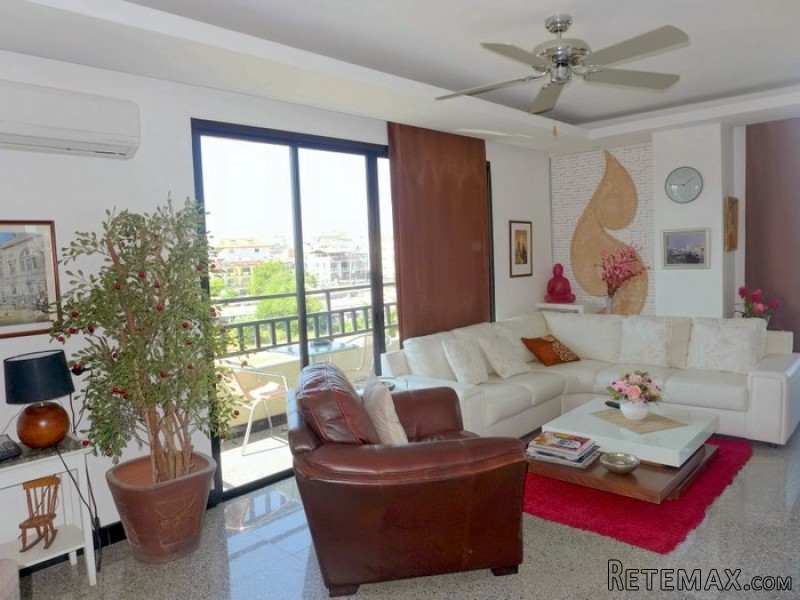 Central Pattaya: 1 bedroom quality..