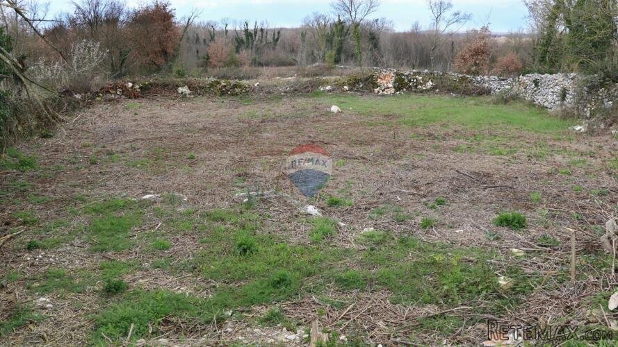 Istra - građevinsko zemljište 605 m² - 3