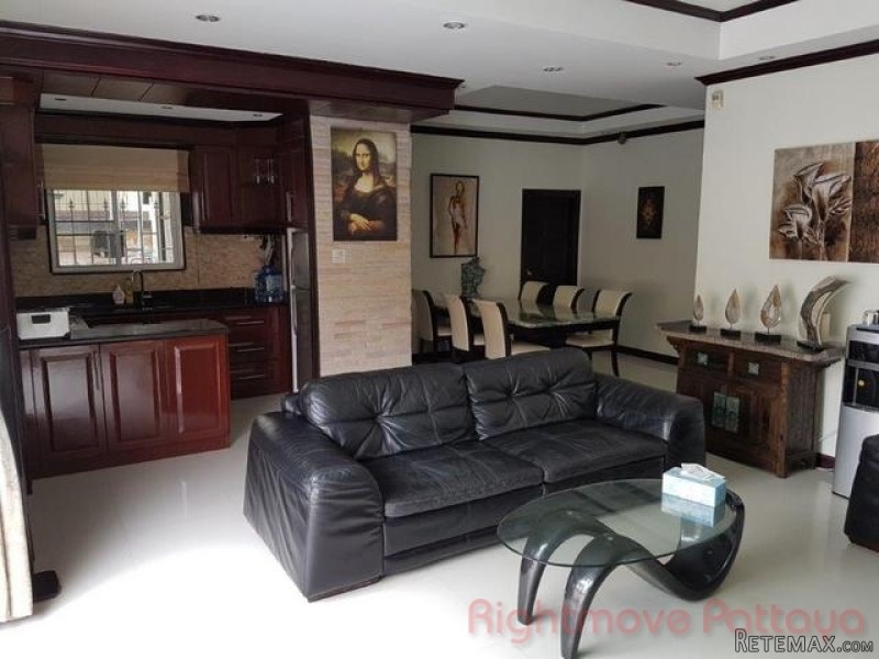 3 Bedroom House for sale in Pattaya -.. - 2