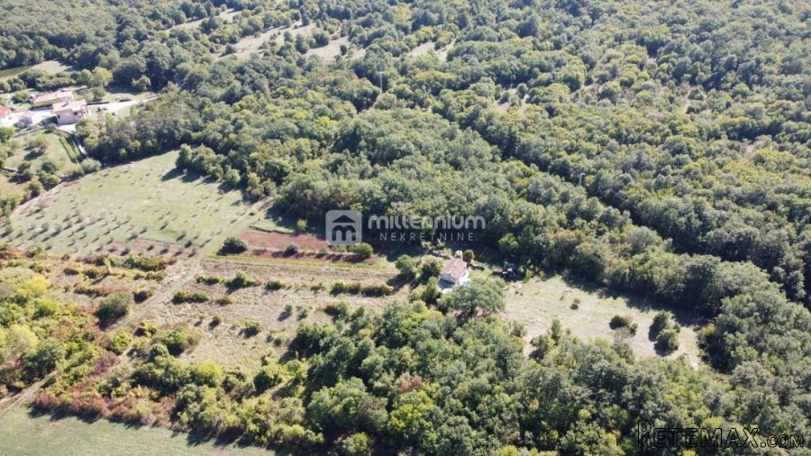 Istra, okolica Labina, imanje od 27.806m2 - 4