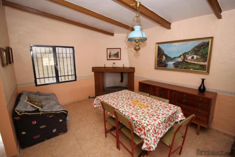 4 bedroom Village house in canada de la.. - 2