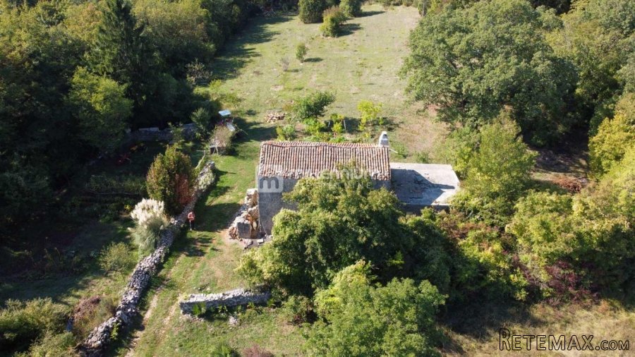 Istra, okolica Labina, imanje od 27.806m2 - 5