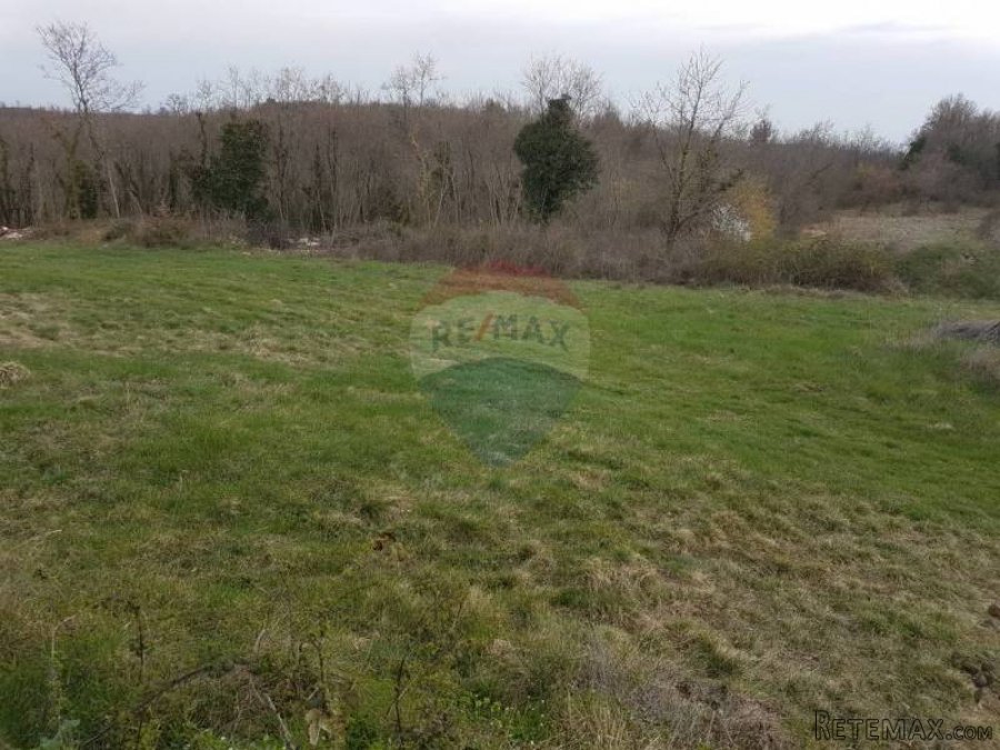 ISTRA, okolica Višnjana, građevinsko zemljište od 2114m2