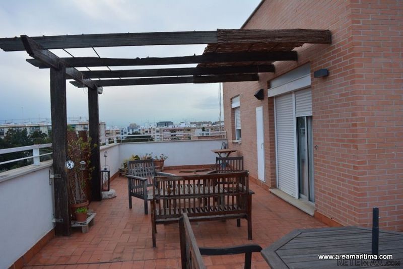 129sqm Penthouse-Loft for sale (on one..