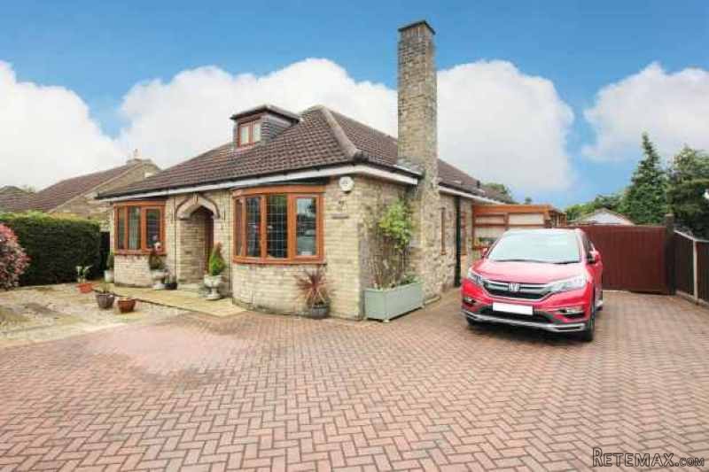 3 bedroom, Detached Bungalow house for..