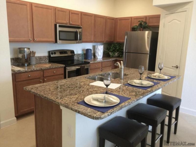 9491 Sw Merlin Ct, Stuart, FL - $200,000 - 2