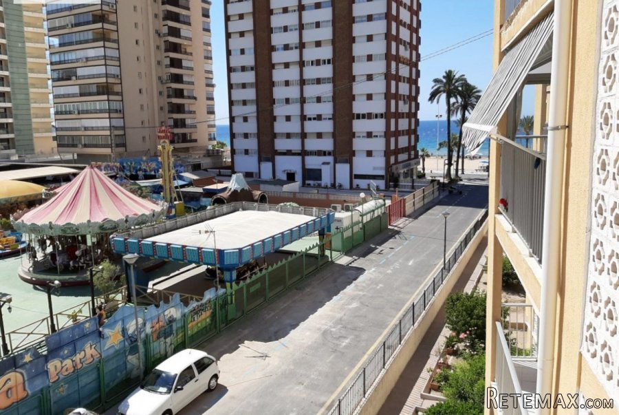 GRAN OPORTUNIDAD! Piso en Benidorm zona Avenida del.. - 2