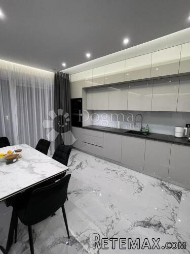 BIBINJE - POTPUNO OPREMLJEN PENTHOUSE S BAZENOM NA KROVNOJ T - 3