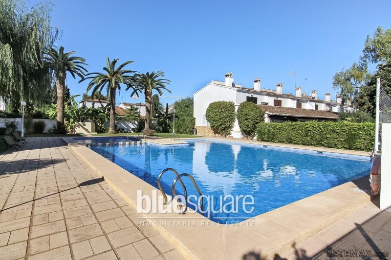 1 bedroom apartment near the beach in..