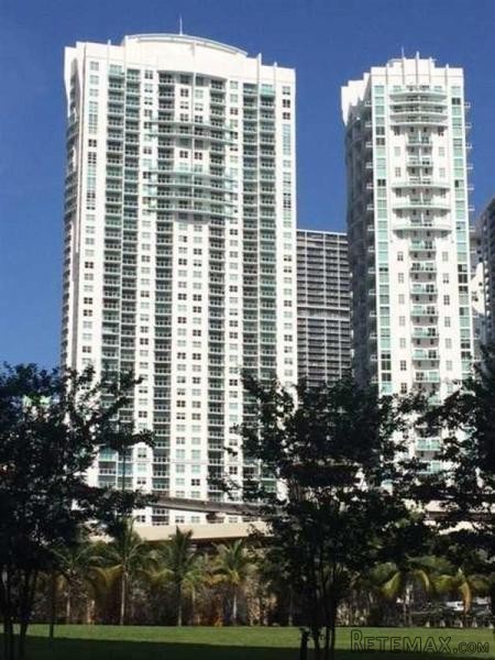 2 bedroom Flat For Sale: 41 SE 5 ST #.. - 2