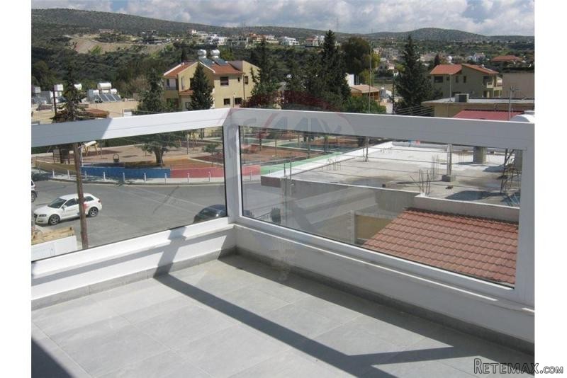 Condo/Apartment - For Sale -..