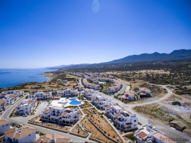 Apartment - Kyrenia - For Sale - 2