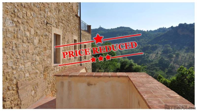1 Bedroom apartment with study for sale..