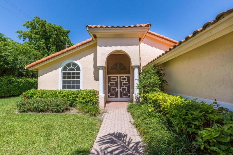 5092 Columbo Ct, Delray Beach, FL -..