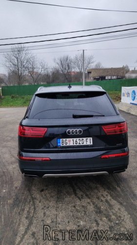 Audi Q7 S-Line - 4