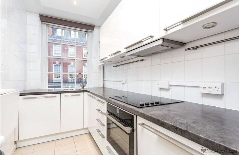 Goodwood Court, Devonshire Street.. - 2