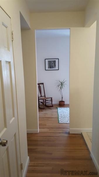 2 bedroom Commercial Property For Sale:.. - 2