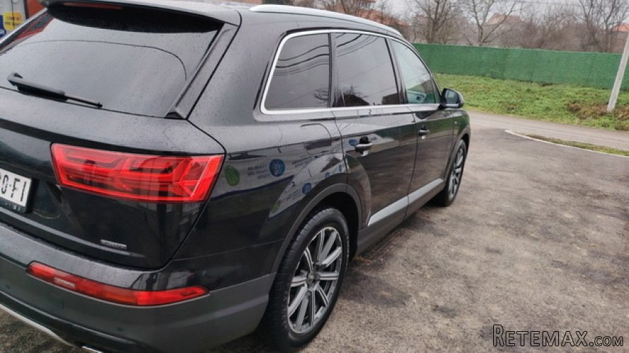Audi Q7 S-Line - 5