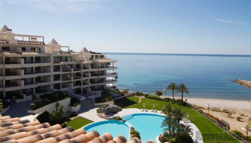 precioso apartamento en la zona de altea,con acceso..