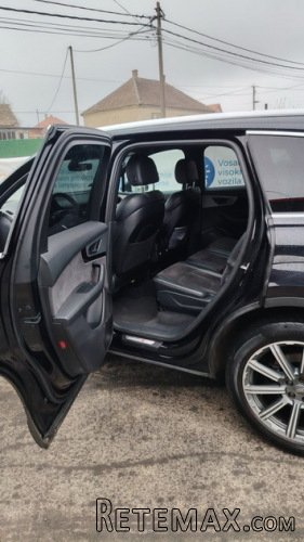 Audi Q7 S-Line - 9